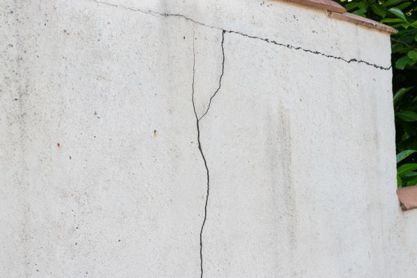 Foundation Crack Patching in Winter Springs